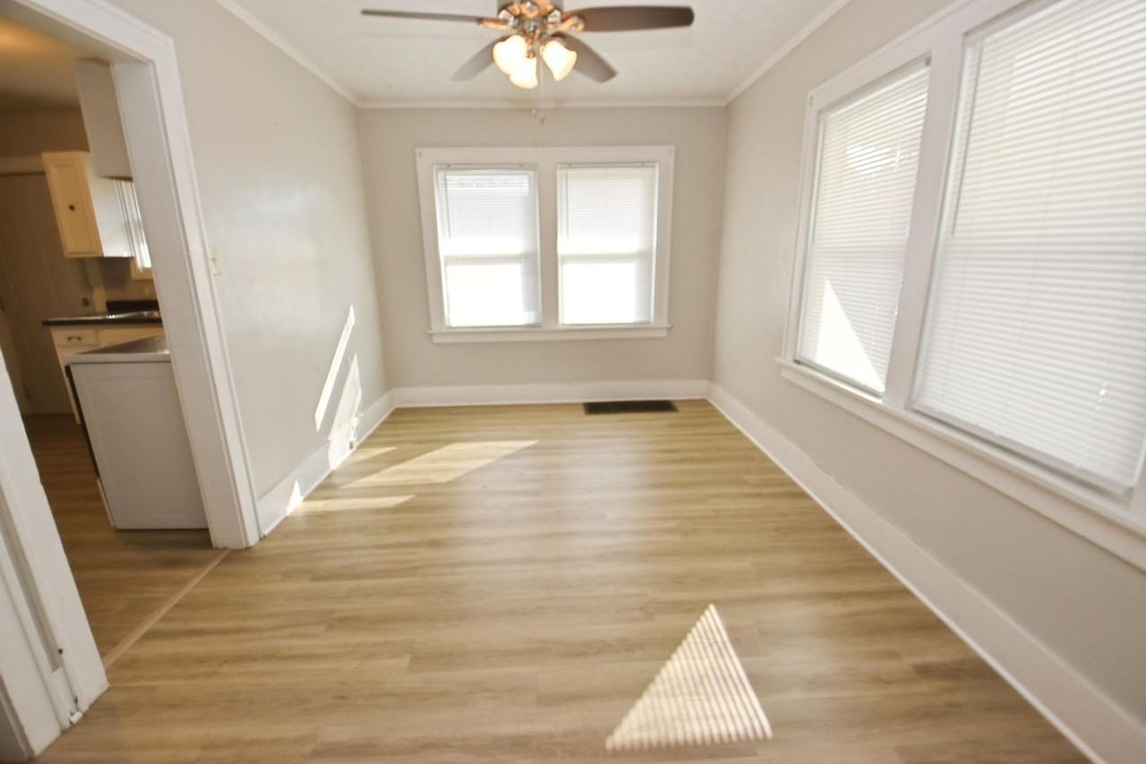 1315 Longfellow Ave - Photo 4 of 19
