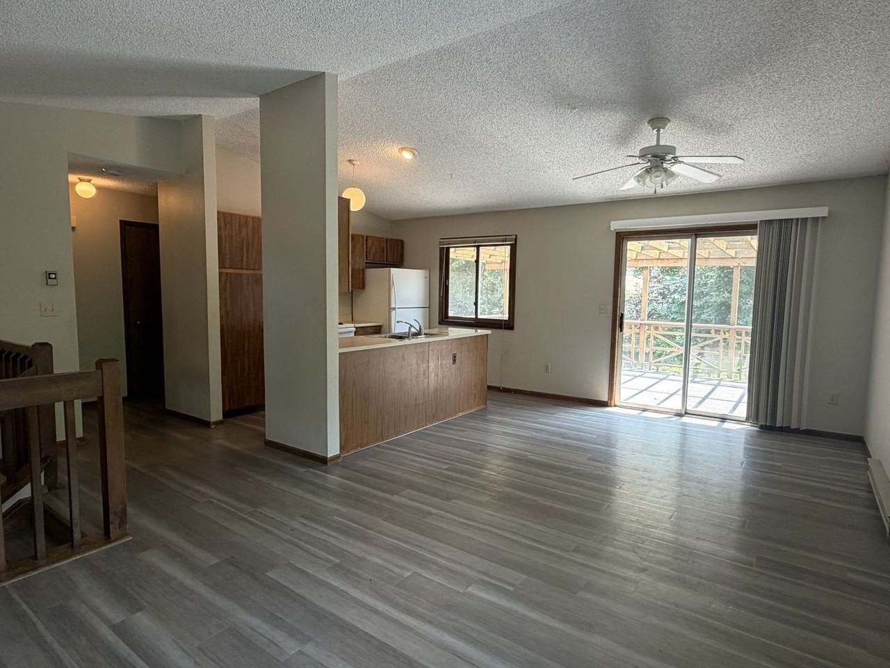 2013 Custer Dr - Photo 3 of 19
