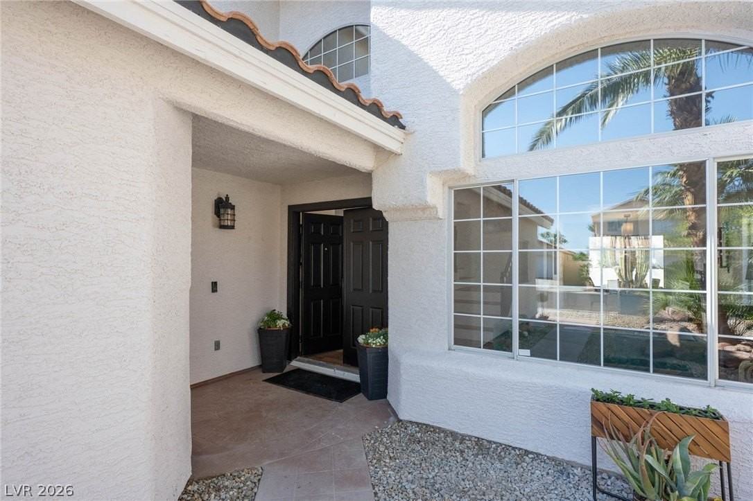 7825 Desert Bell Ave - Photo 3 of 50