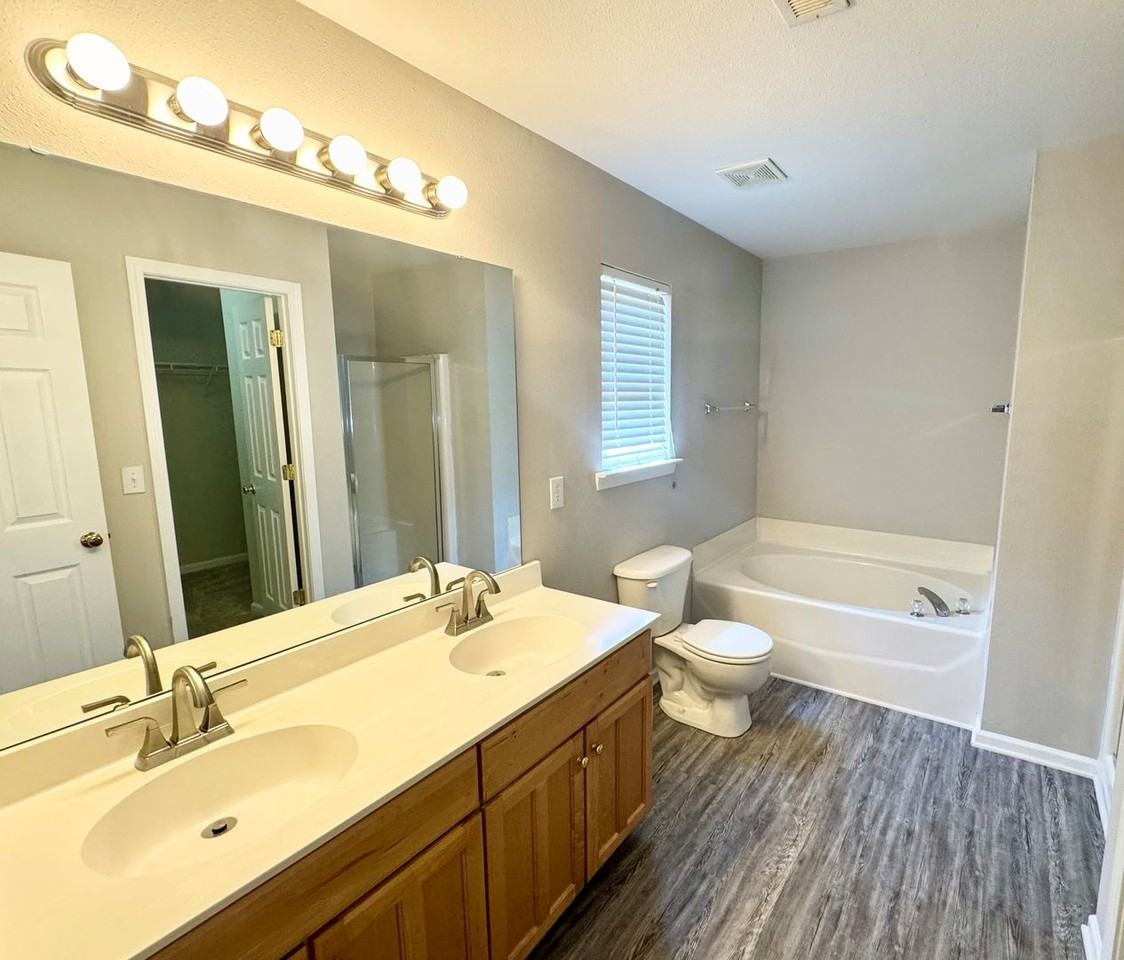 9413 Thatcher Hall Ct - Photo 7 of 19