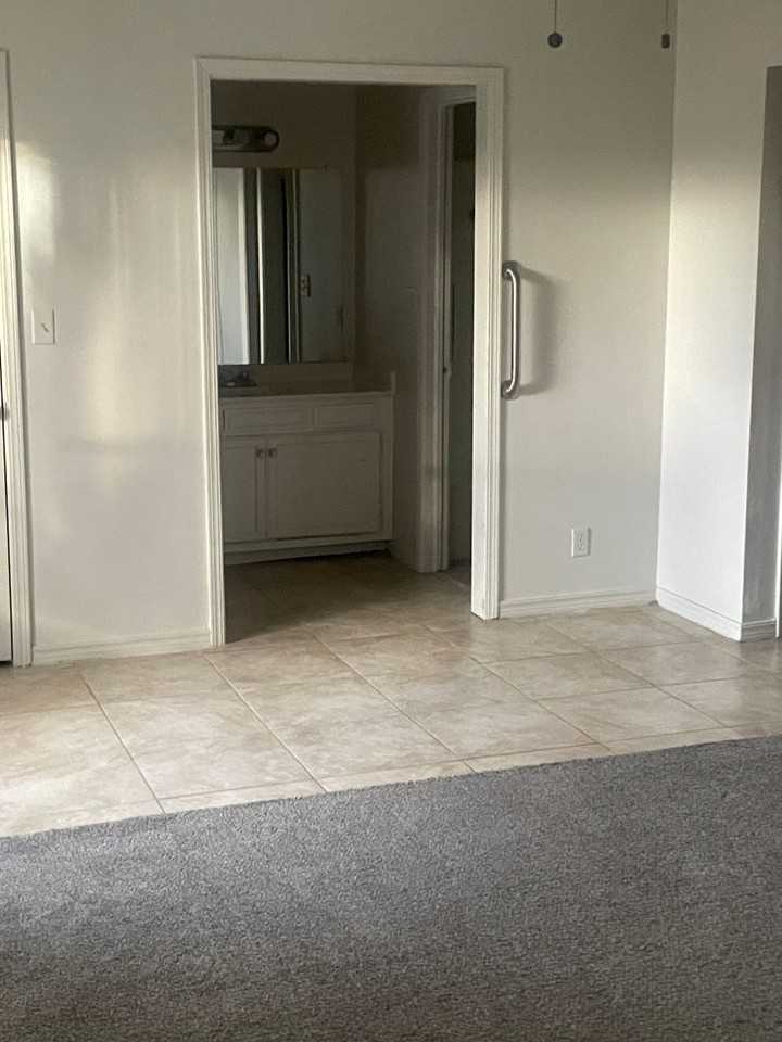 5112 S Delaware Pl #6 - Photo 6 of 6