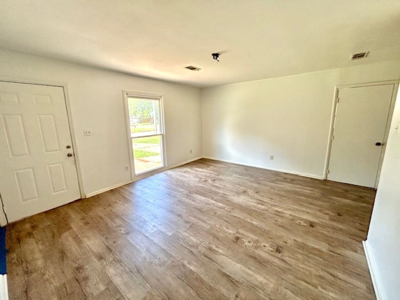 3004 Belafonte Ave Nw - Photo 4 of 19