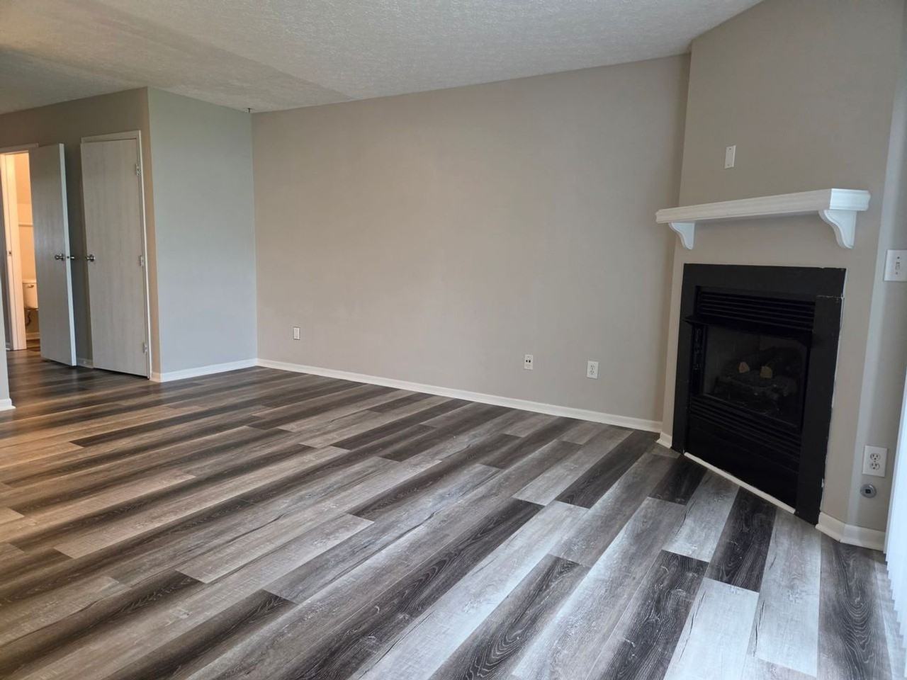 6696 Axtel Dr - Photo 6 of 18