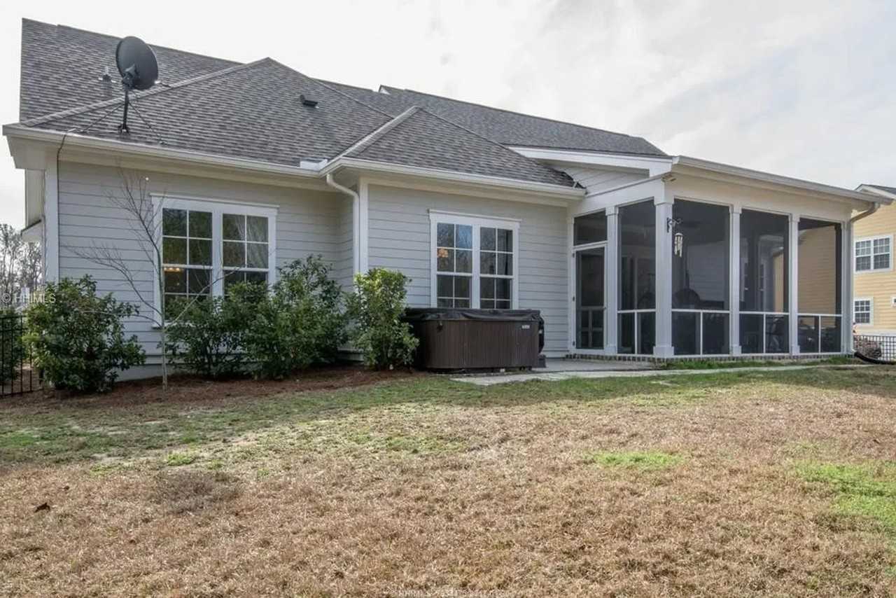 37 Shell Hall Way - Photo 3 of 17