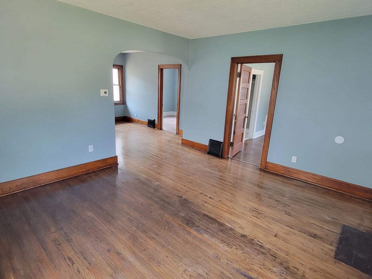 941 E 2nd St - Photo 3 of 18