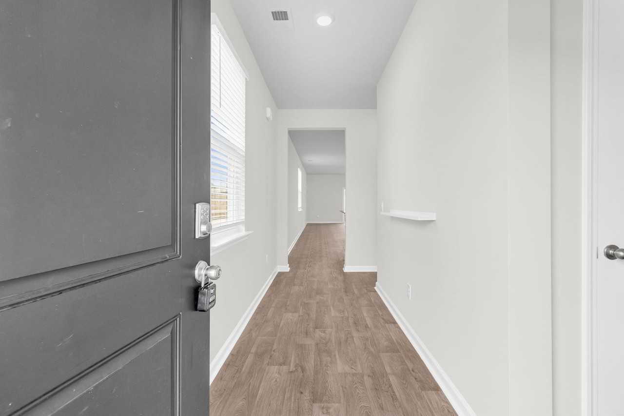 324 Feldspar Ln - Photo 6 of 40
