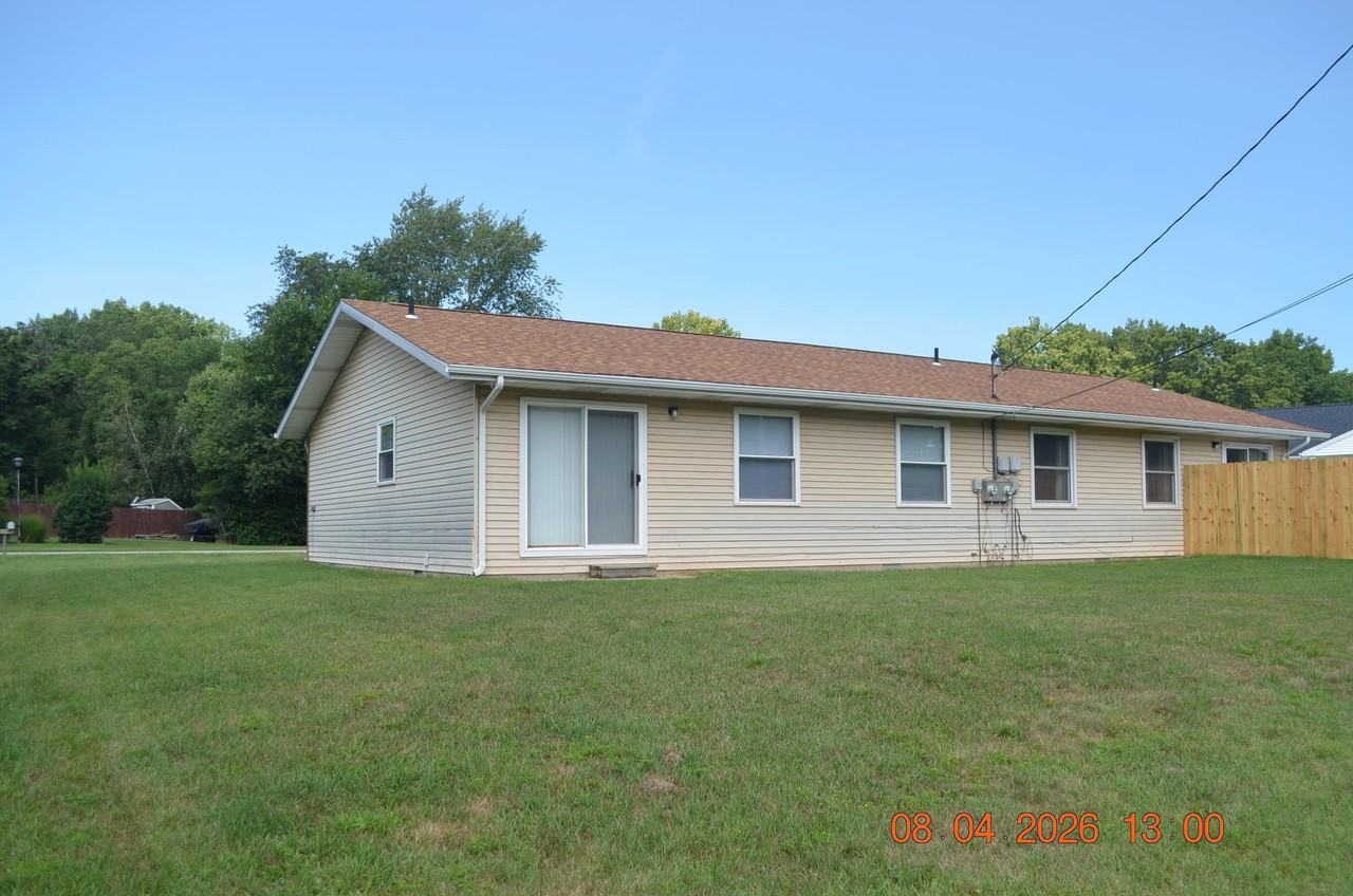 5521 E Karen Ct - Photo 3 of 17