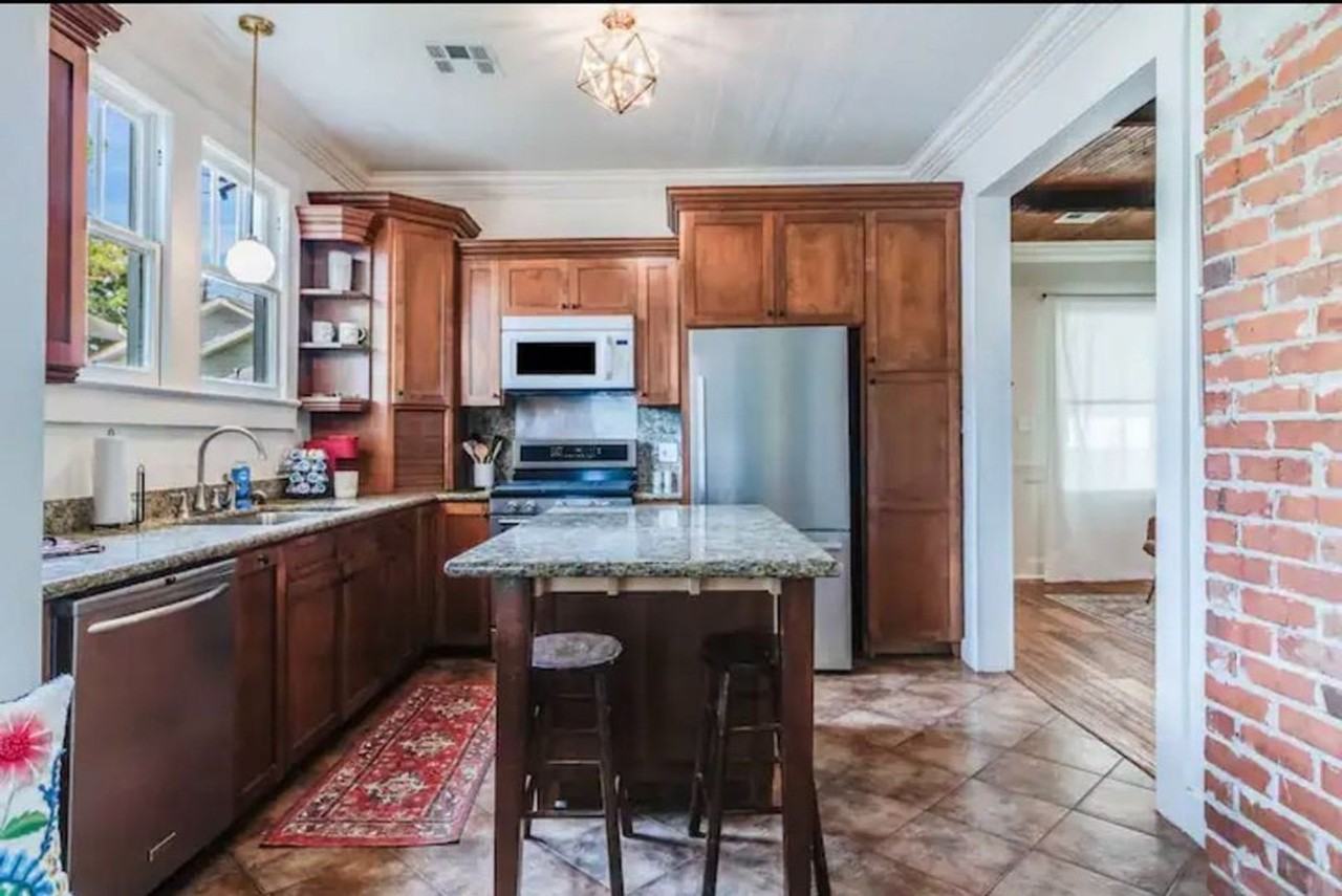 115 General Gardner Ave - Photo 5 of 18