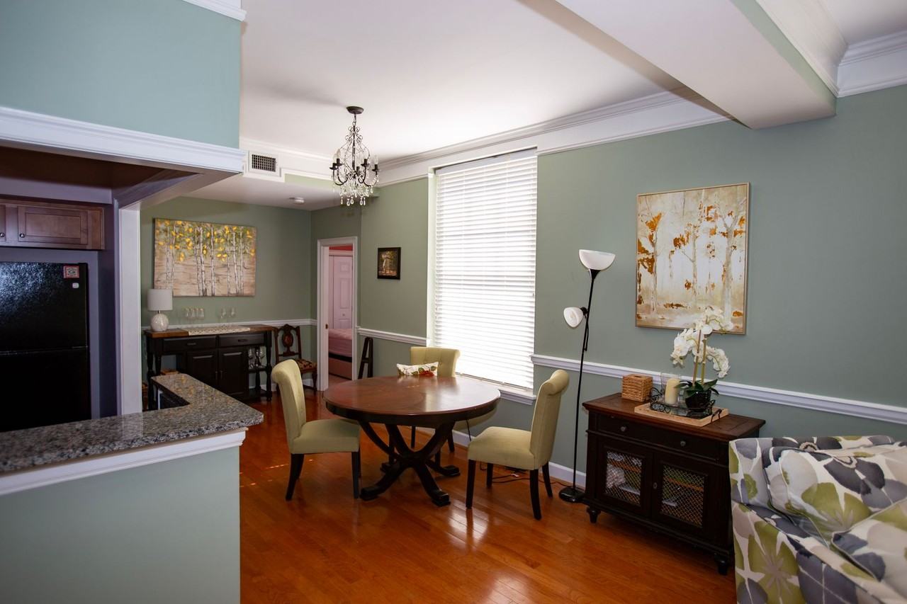 247 E Washington St #501 - Photo 2 of 6