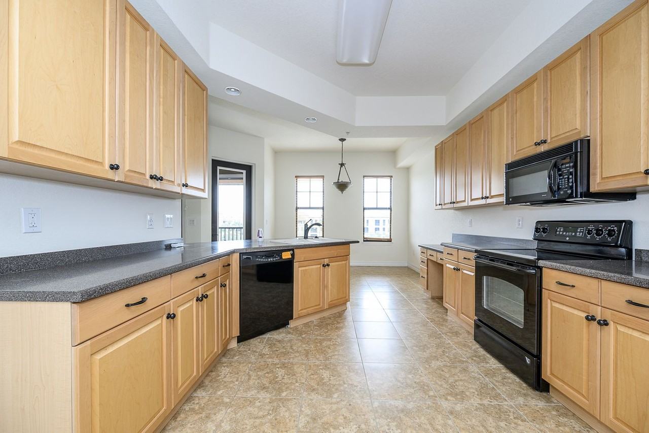 99 Vivante Blvd #404 - Photo 7 of 42