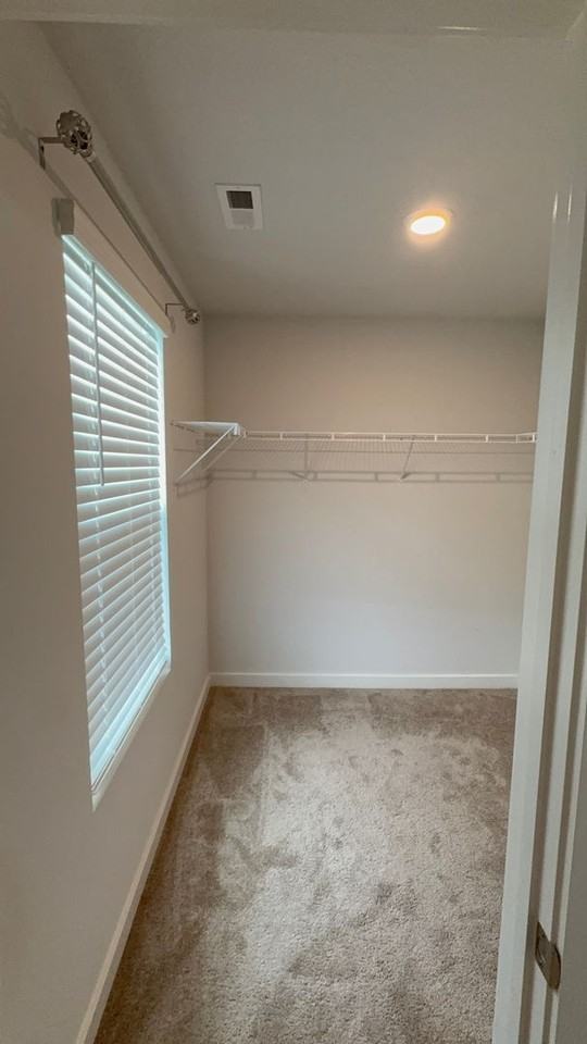 1002 Clydes Way - Photo 4 of 13