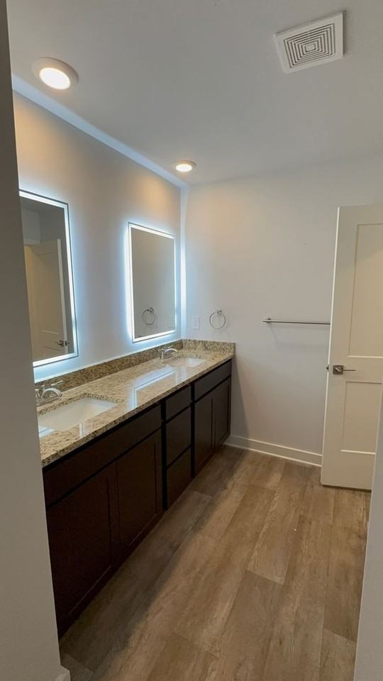 1002 Clydes Way - Photo 7 of 13