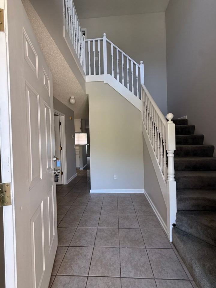 114 Baldwin Dr - Photo 3 of 27