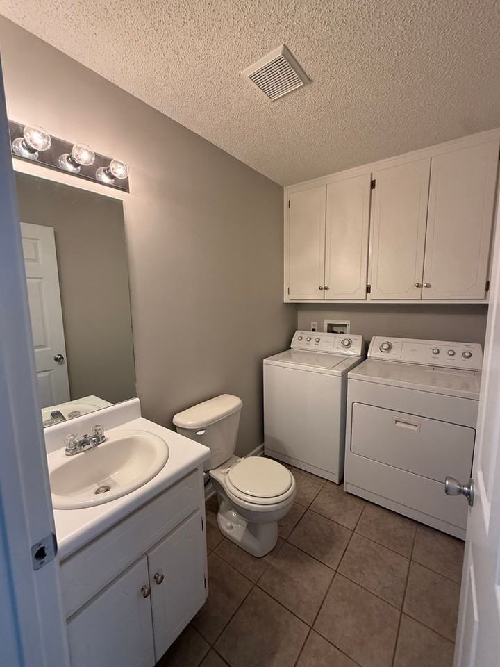 114 Baldwin Dr - Photo 5 of 27