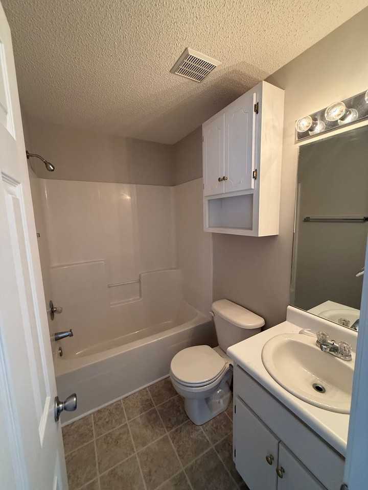 114 Baldwin Dr - Photo 7 of 27