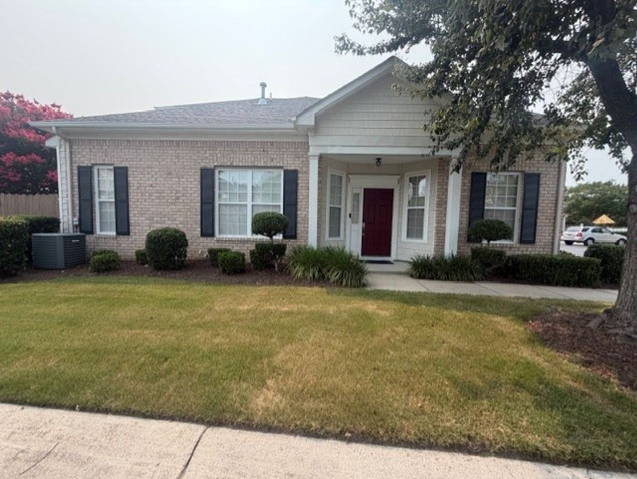 5301 Brinsley Ln