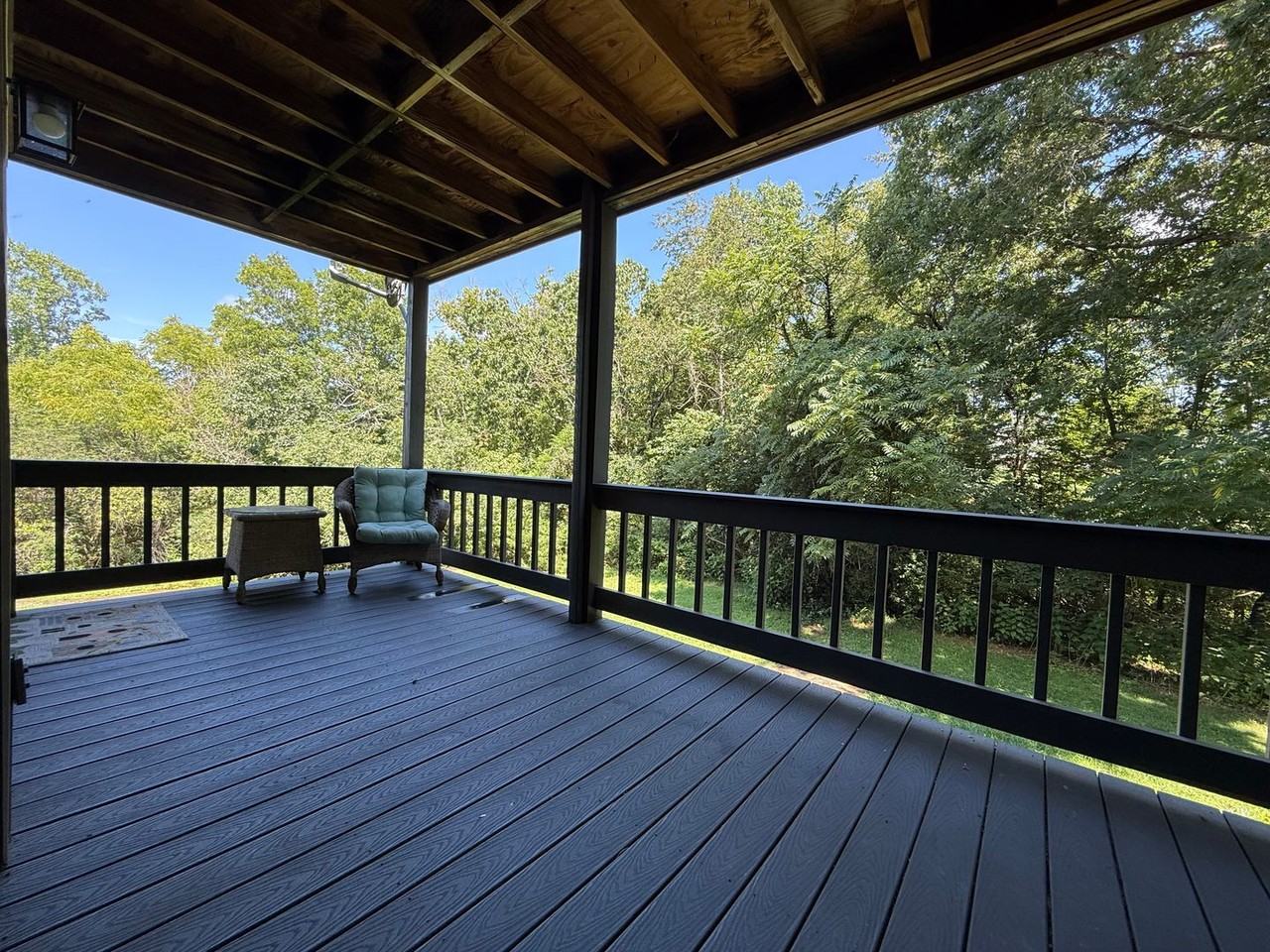 1312 Twin Springs Ct - Photo 2 of 24
