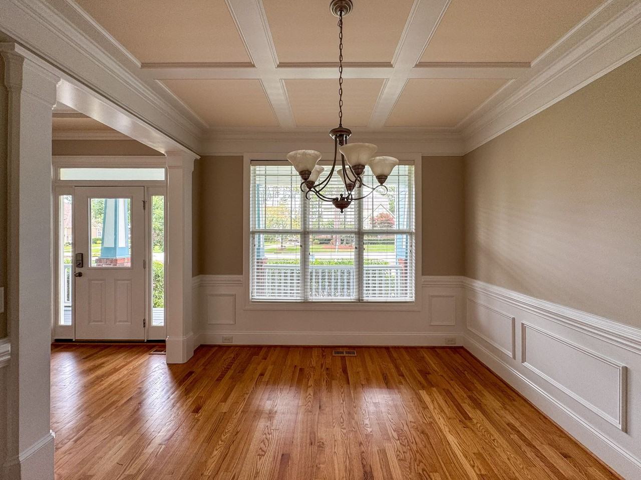 709 Kensington Park Rd - Photo 5 of 50