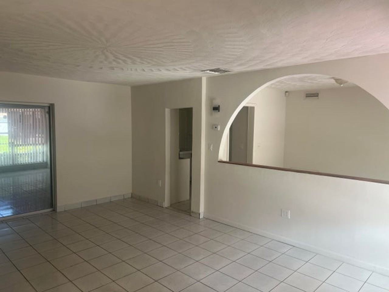 4004 E Shore Rd - Photo 4 of 10