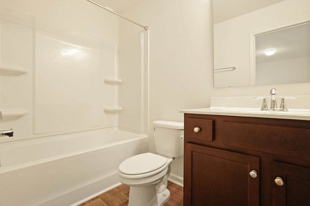 209 Banbury Ln - Photo 7 of 10