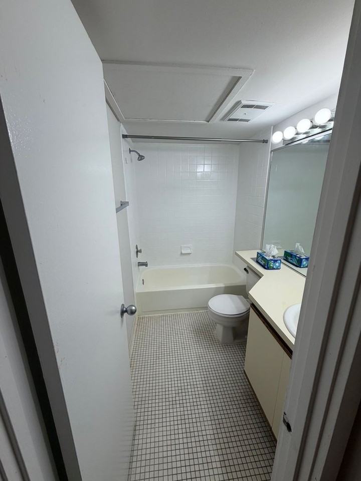 237 Chestnut St #1-405 - Photo 7 of 22