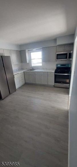 16 Silkman Pl #2B - Photo 2 of 7