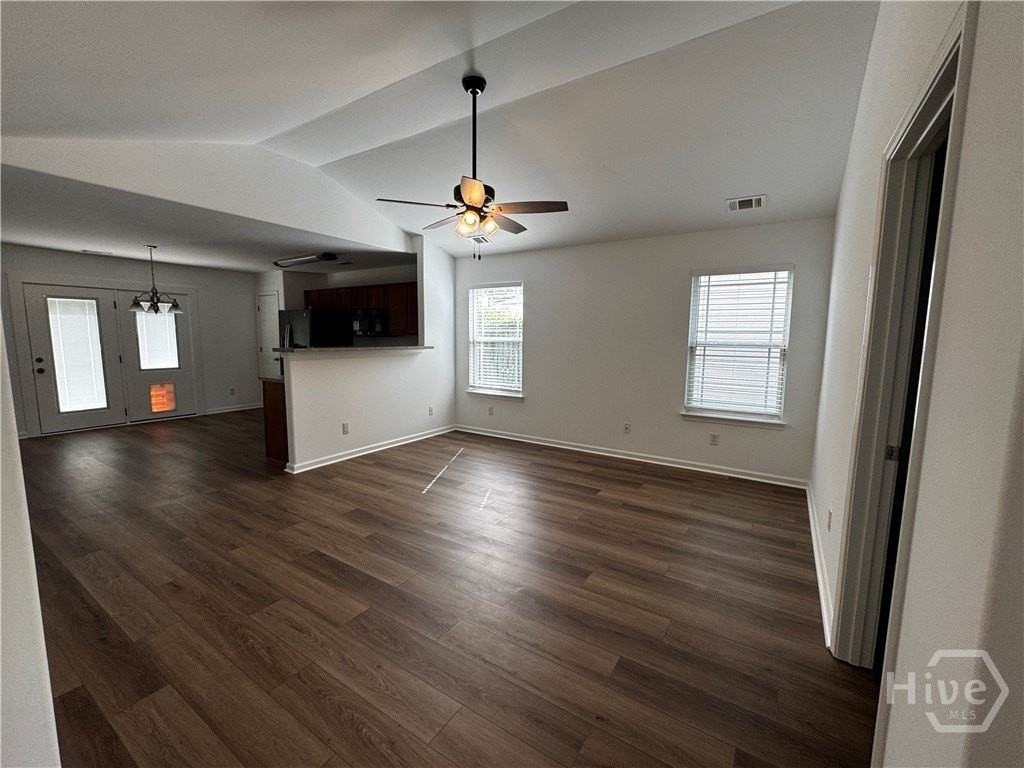 115 Fox Glen Ct - Photo 2 of 13