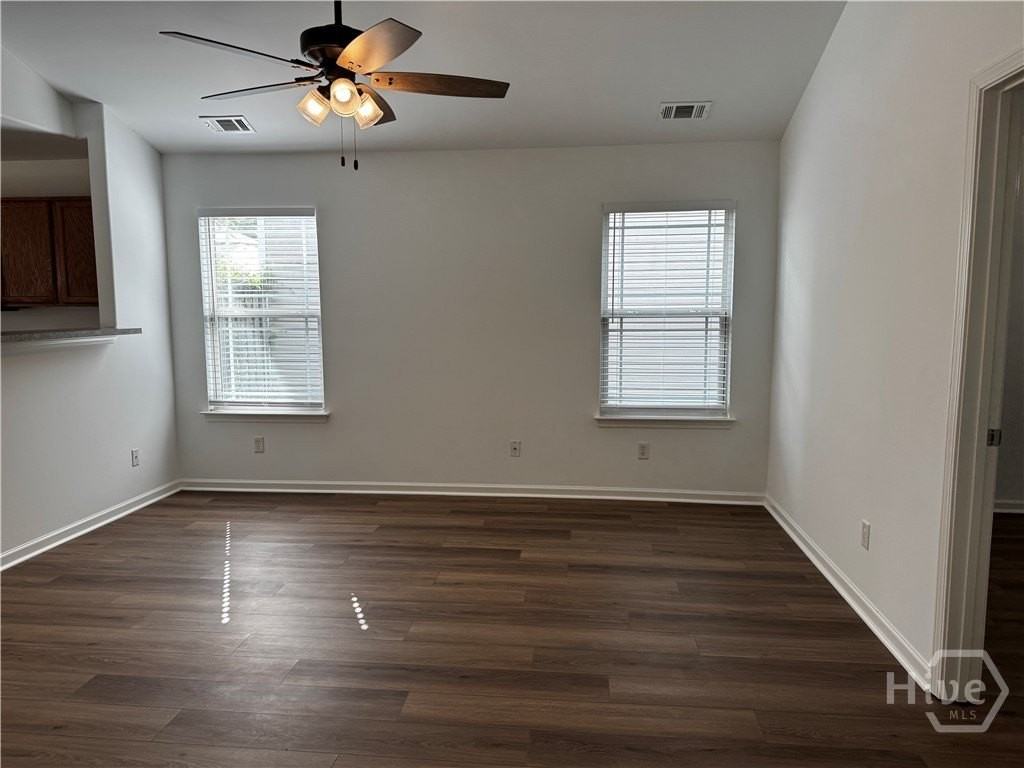 115 Fox Glen Ct - Photo 4 of 13