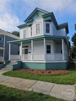 featured image of 521 W 38th St