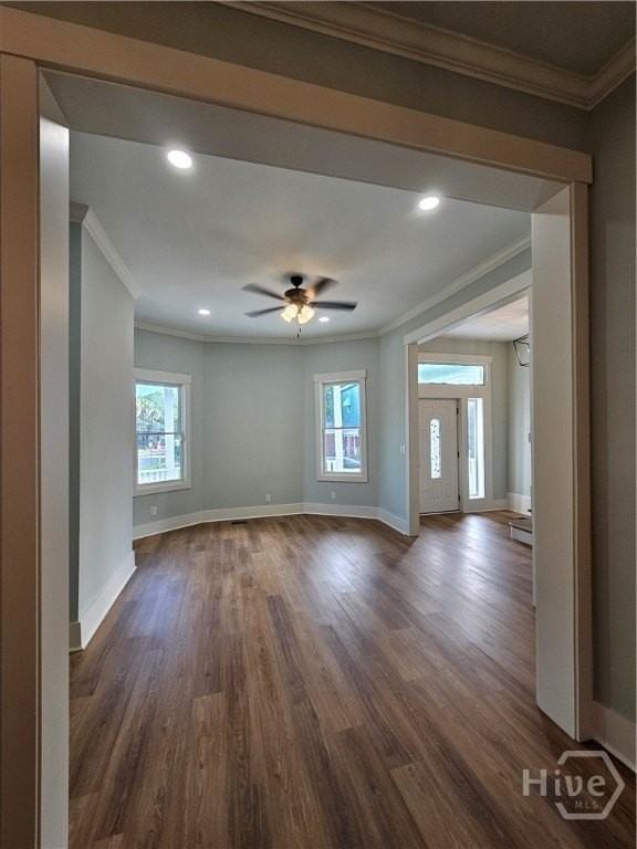 521 W 38th St - Photo 6 of 50