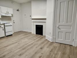 featured image of 160 Constitution St #7