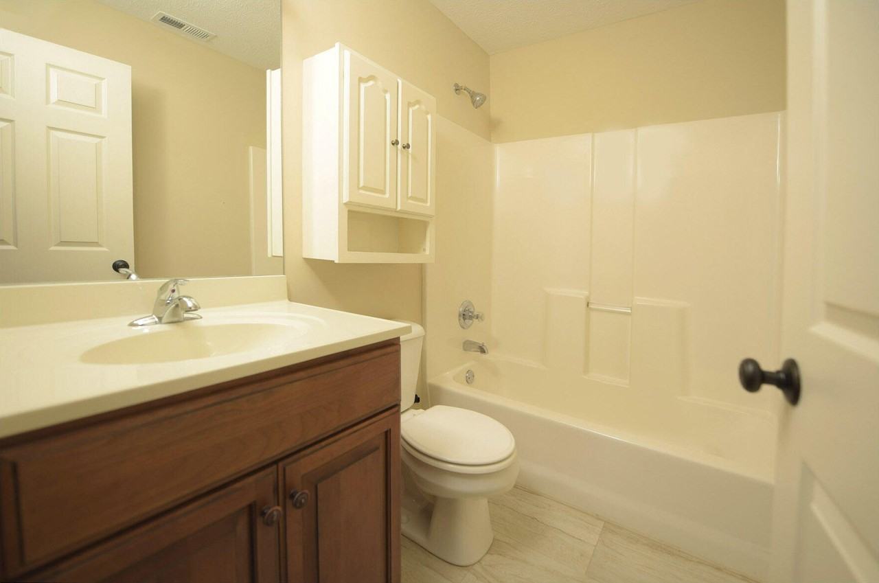 73 Forest Hill Dr - Photo 7 of 8