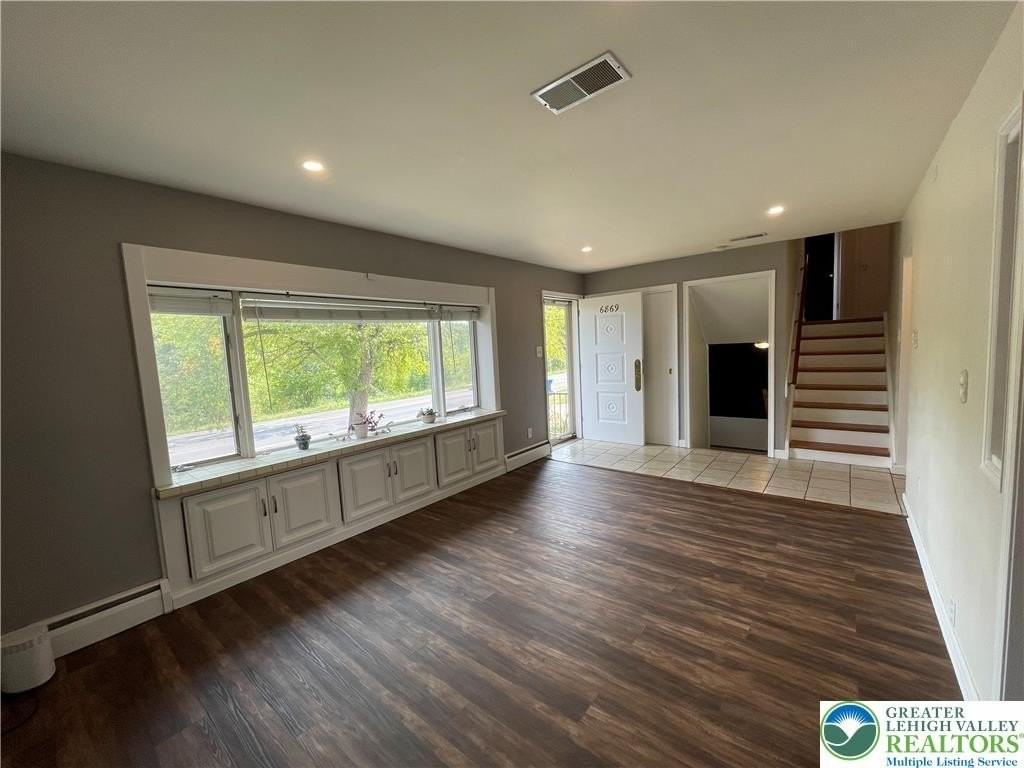 6869 Spring Creek Rd - Photo 3 of 21