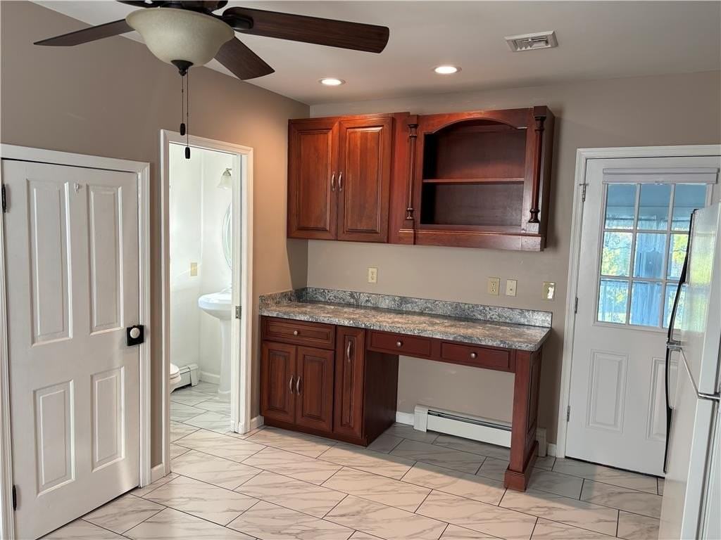 4414 Main St - Photo 6 of 40