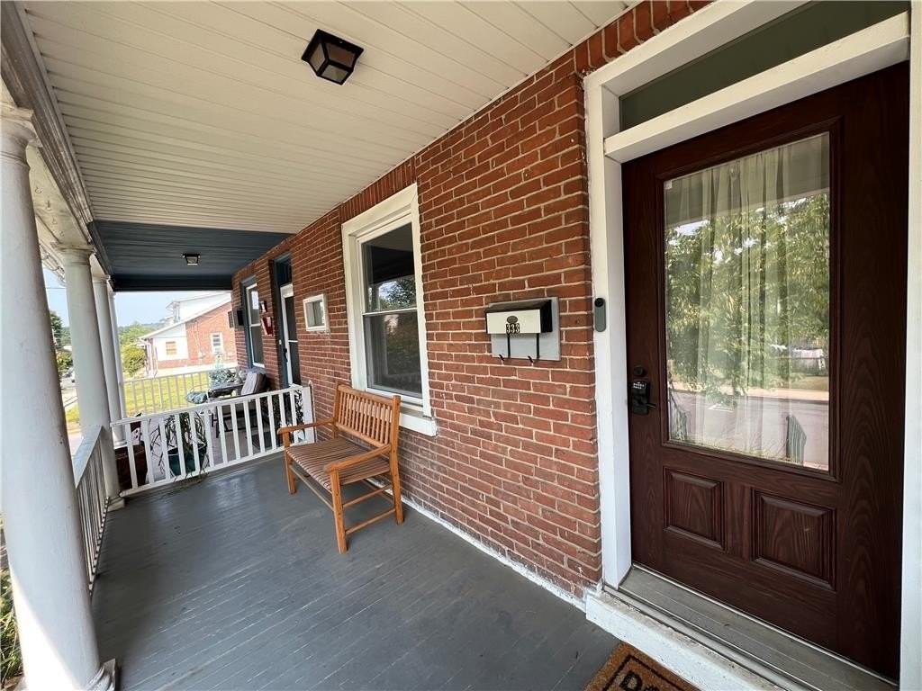 333 E Landis St - Photo 2 of 15