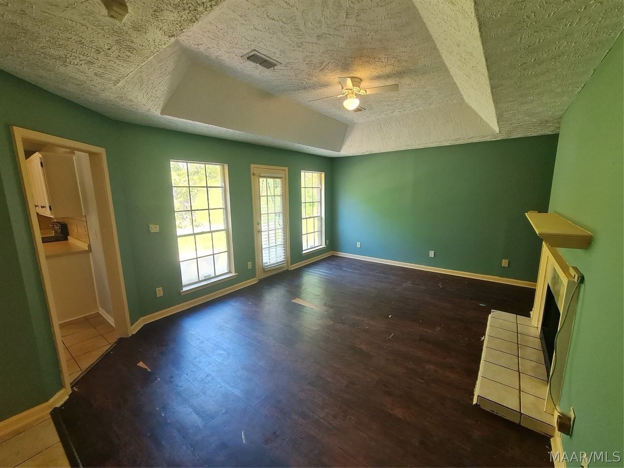 3661 Horseshoe Cir - Photo 4 of 24