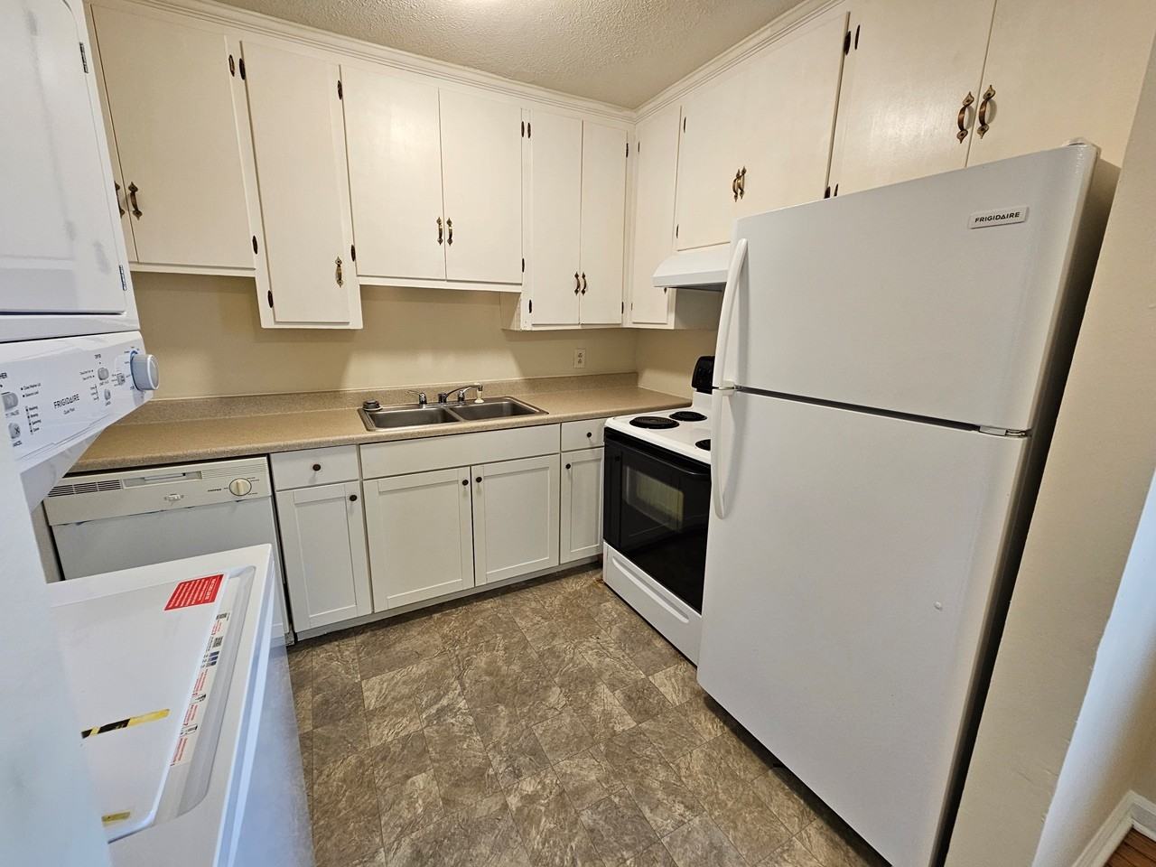 1305 Belleview Ave #B - Photo 4 of 8