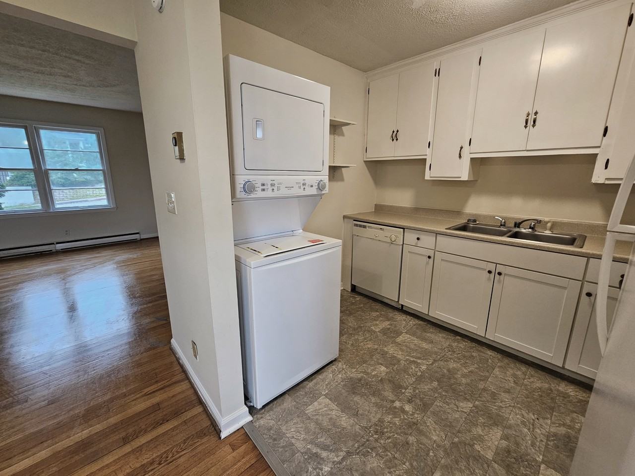 1305 Belleview Ave #B - Photo 5 of 8