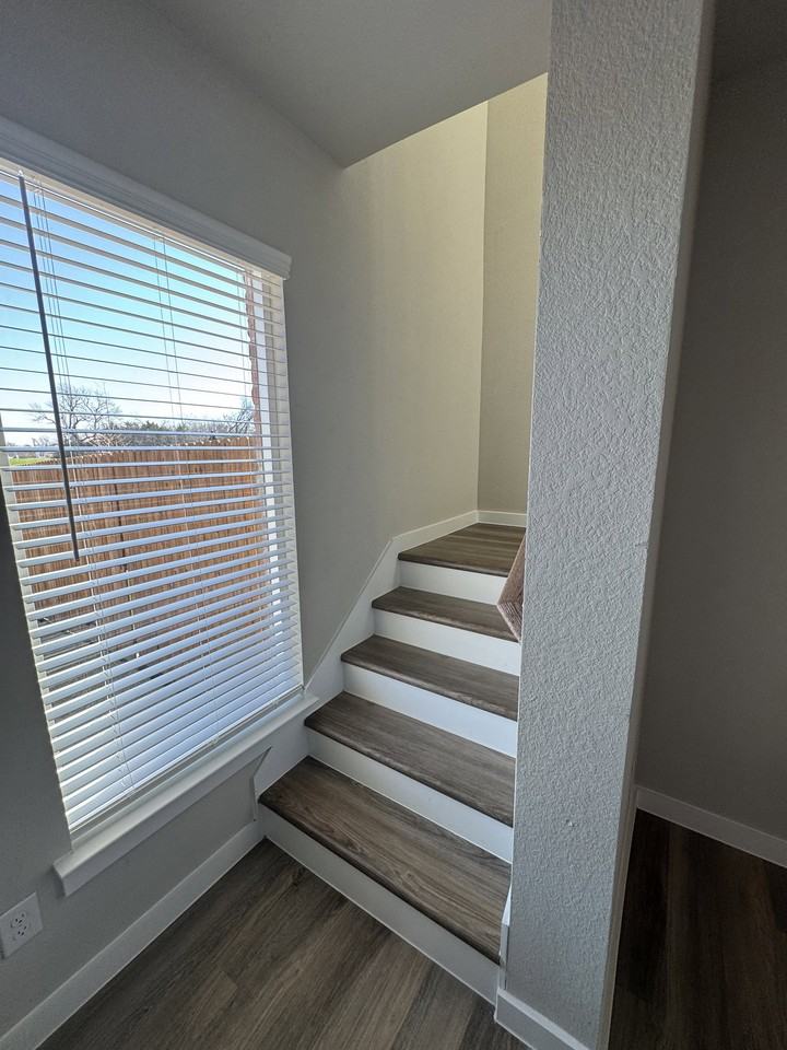 9308 Harborview Dr #9107 - Photo 7 of 8