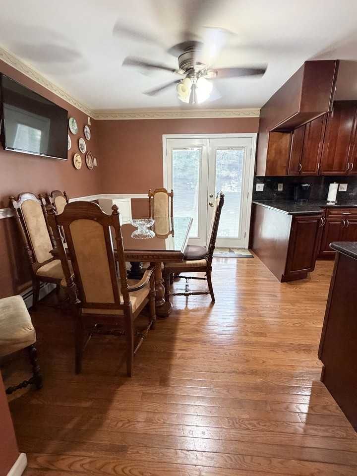 598 Cleveland Ave - Photo 6 of 8