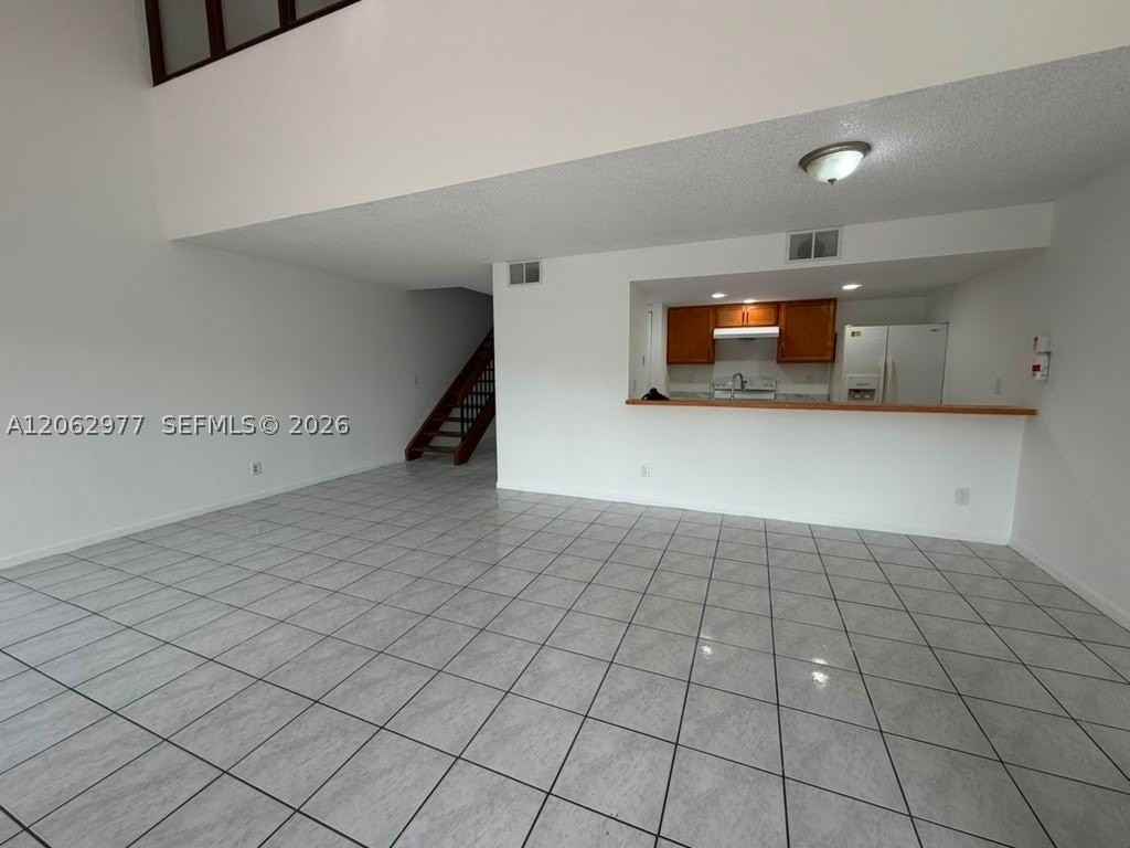 4045 Sw 68th Way #5I - Photo 3 of 16