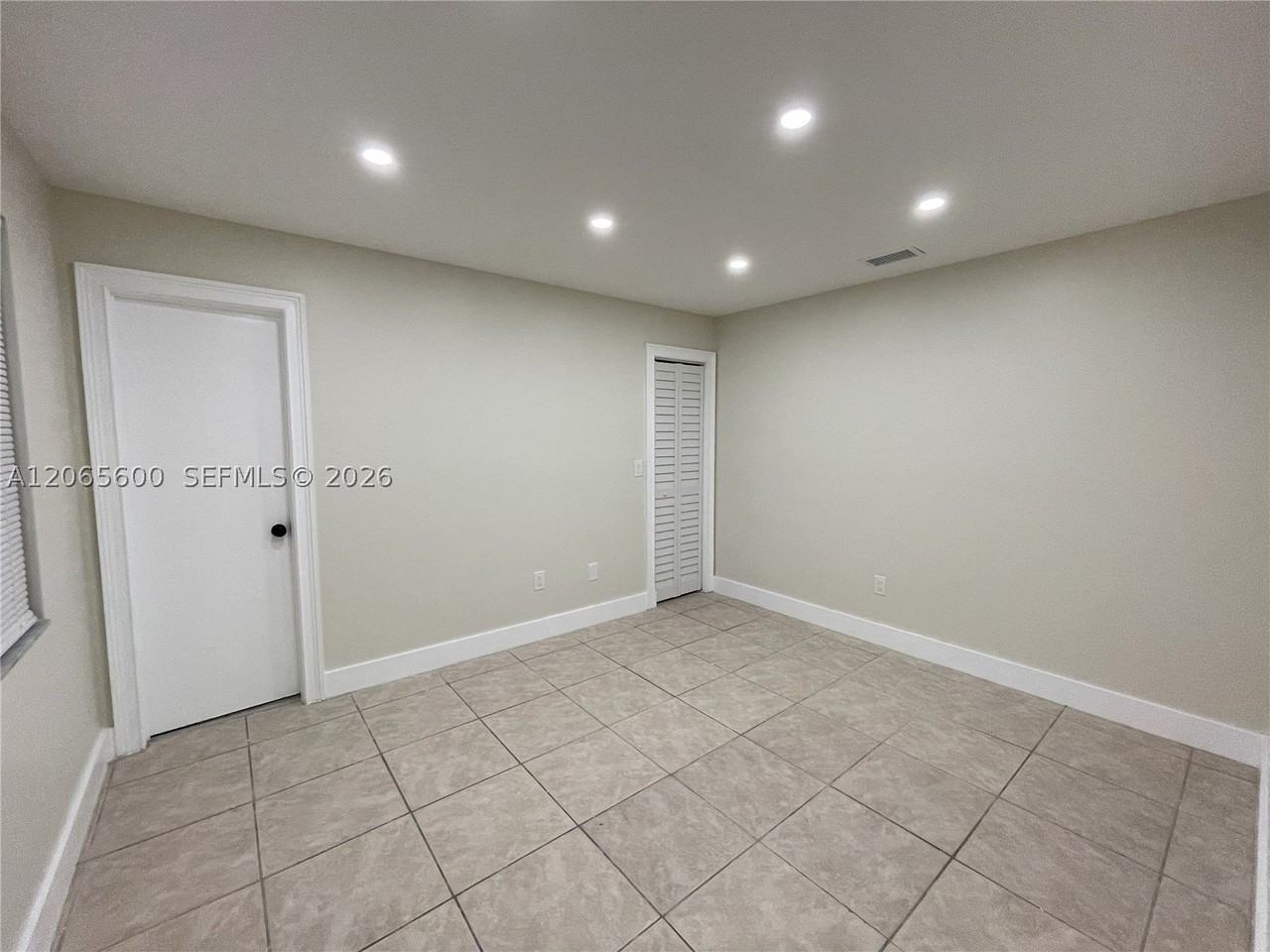 1447 Towhee St - Photo 6 of 14