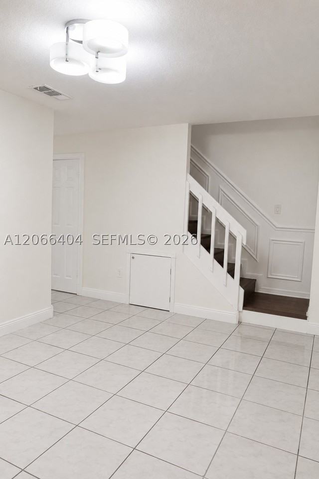 3659 SW 99th Ave #7 - Photo 5 of 26