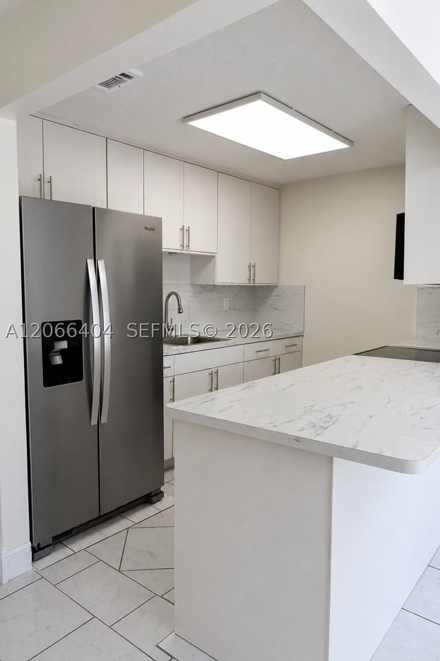 3659 SW 99th Ave #7 - Photo 7 of 26