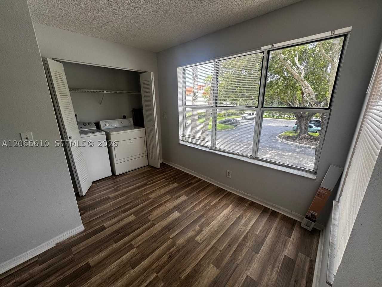 3360 Pinewalk Dr N #1324 - Photo 7 of 15