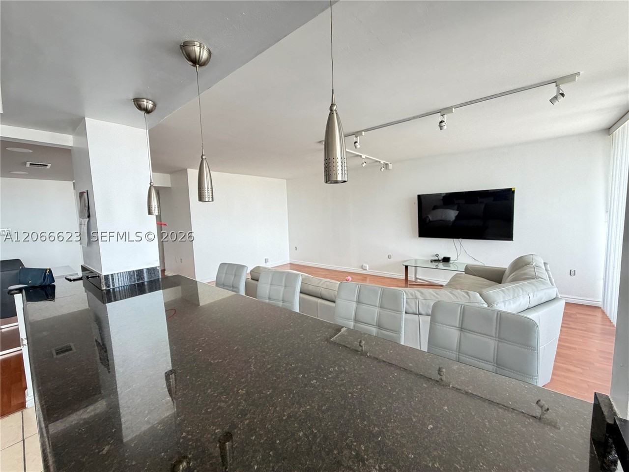 18031 Biscayne Blvd #601 - Photo 3 of 18