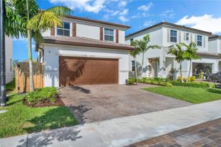 2444 Se 24th Ave - Photo 1 of 1