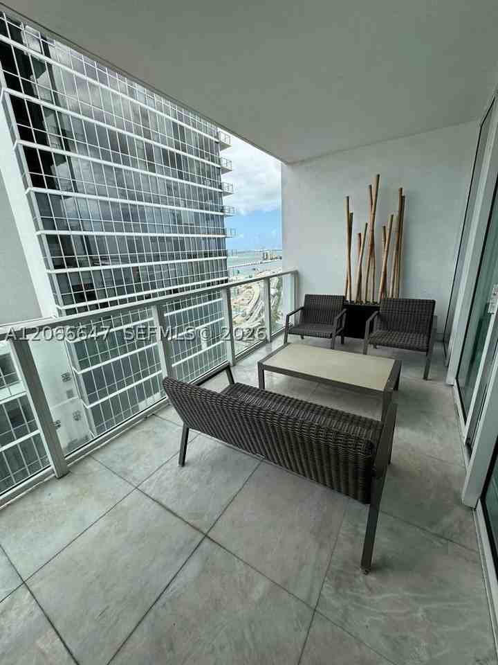 1040 Biscayne Blvd #1505 - Photo 2 of 16