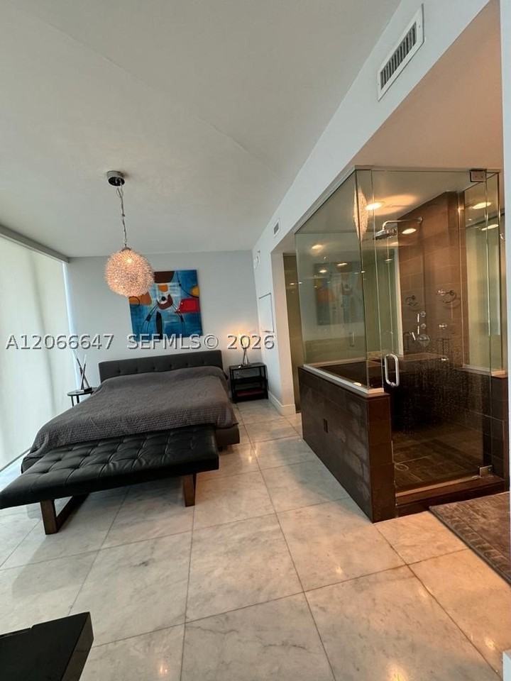 1040 Biscayne Blvd #1505 - Photo 7 of 16