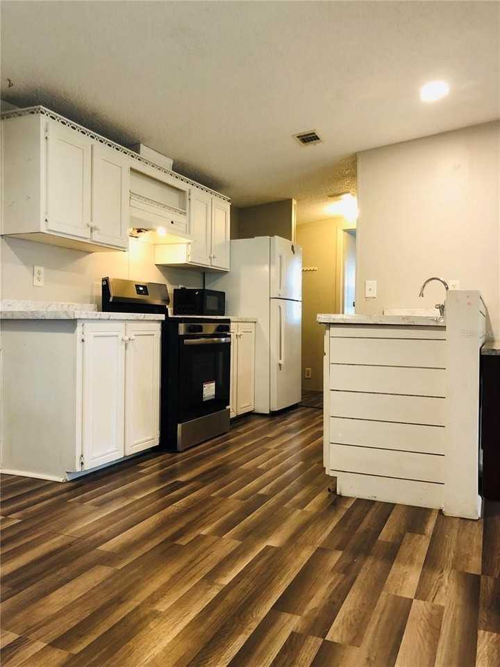 2715 Massee Rd - Photo 4 of 8